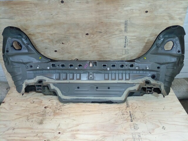 Задняя панель TOYOTA Camry 