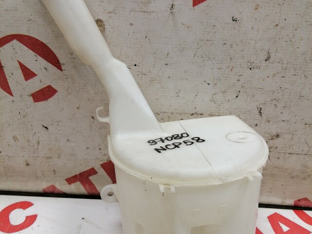 Бачок омывателя TOYOTA Probox 