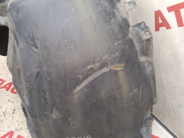 Подкрылок FORD Focus II 