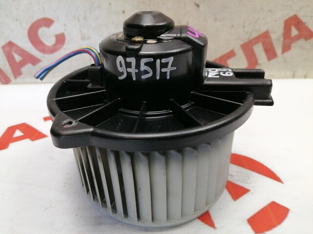 Моторчик печки TOYOTA Ist 