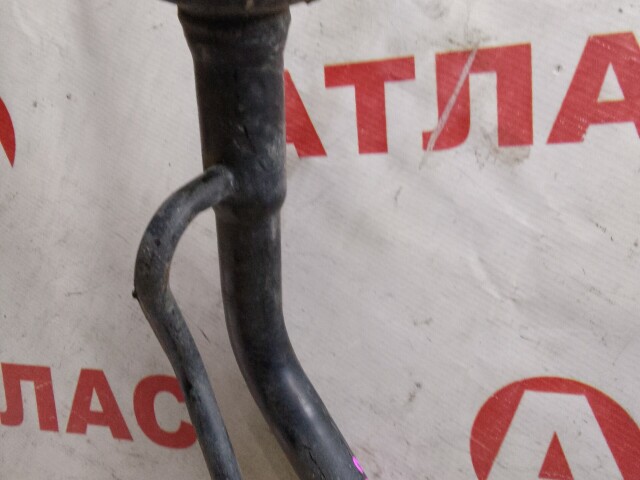 Горловина бензобака NISSAN X-Trail 