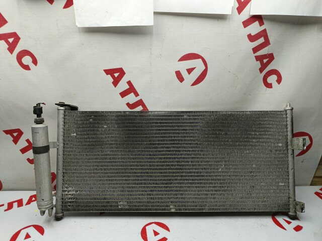 Радиатор кондиционера NISSAN Sunny 