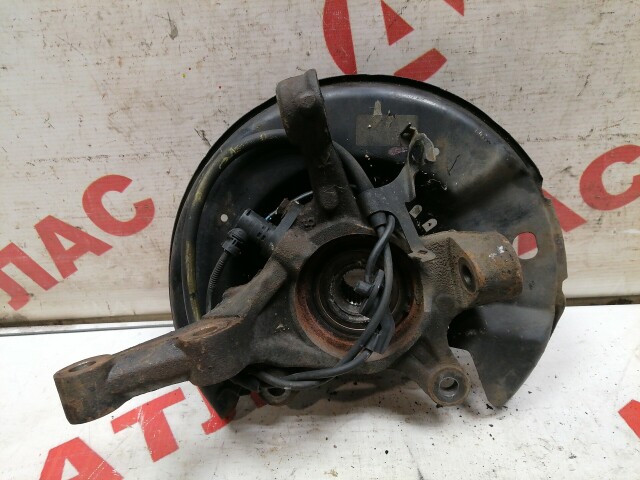 Ступица TOYOTA Ist 