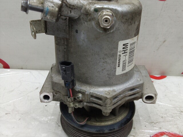 Компрессор кондиционера RENAULT Duster H4M