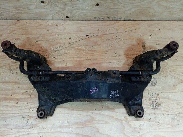 Балка поперечная NISSAN Primera 