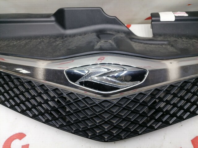 Решетка радиатора TOYOTA Ractis 