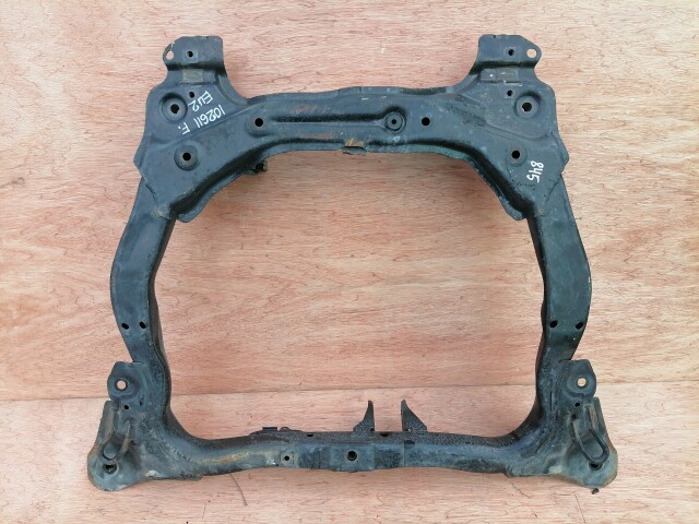 Подрамник HONDA Civic 