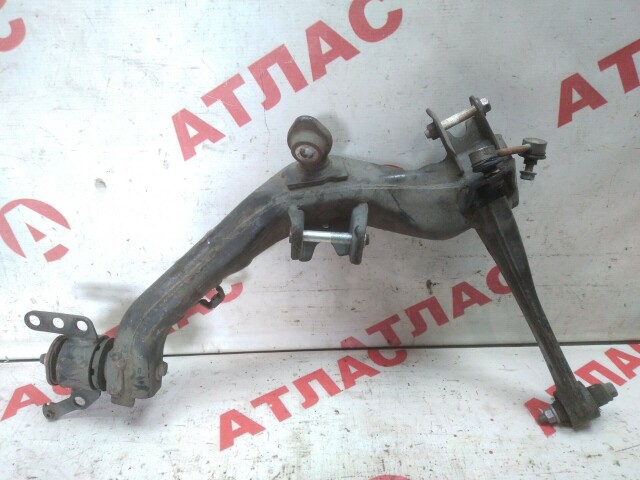 Рычаг TOYOTA Avensis 