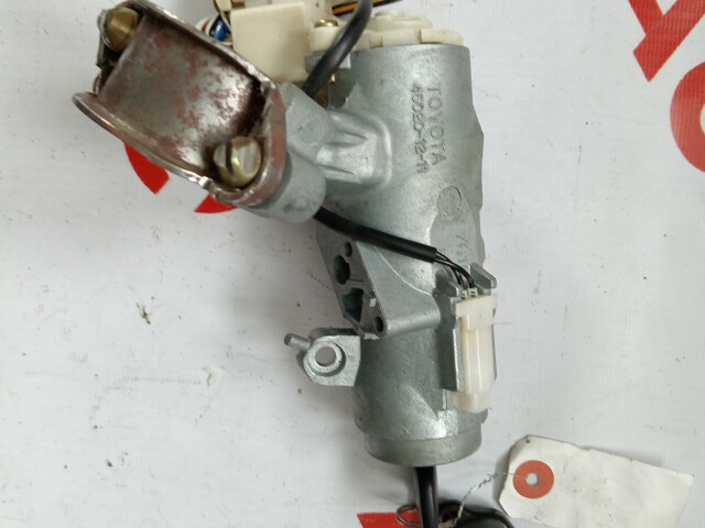 Замок зажигания TOYOTA Caldina 