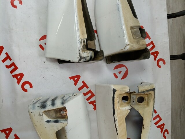 Накладка TOYOTA Avensis 