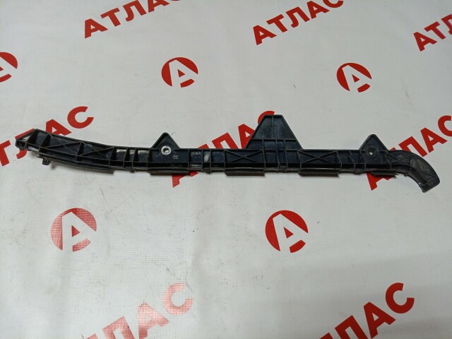 Крепление бампера TOYOTA Avensis 