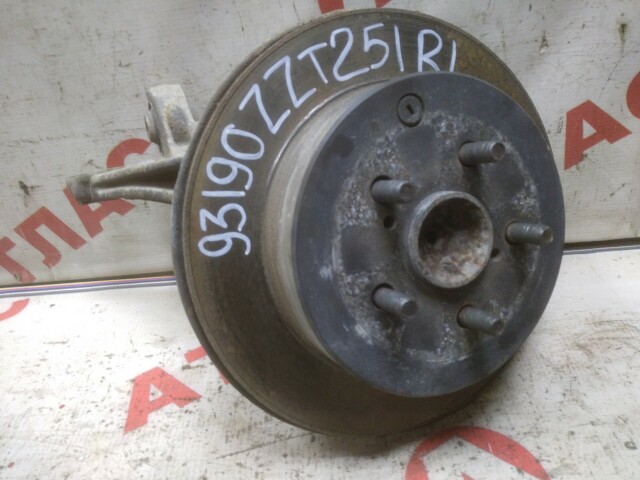 Ступица TOYOTA Avensis 