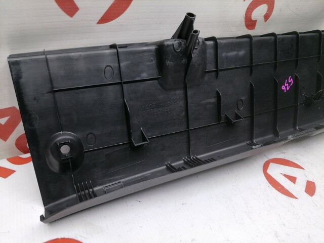 Накладка замка багажника TOYOTA Corolla Axio 