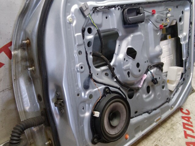 Дверь NISSAN Sunny 