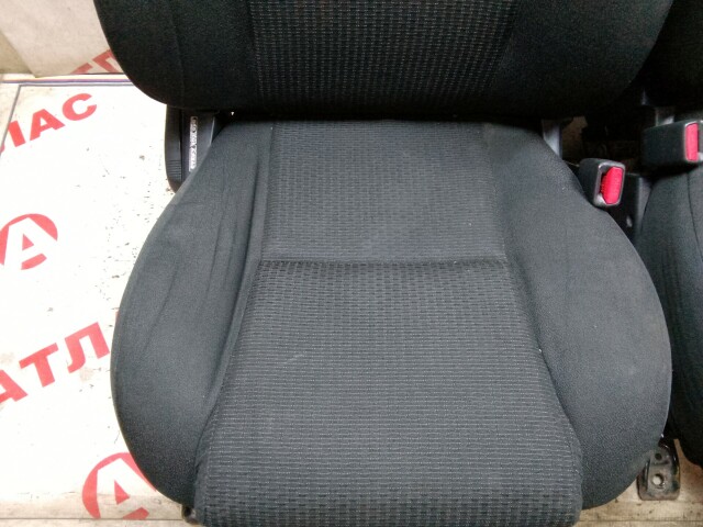 Сиденье TOYOTA Corolla 
