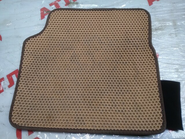 Коврик салонный TOYOTA Avensis 