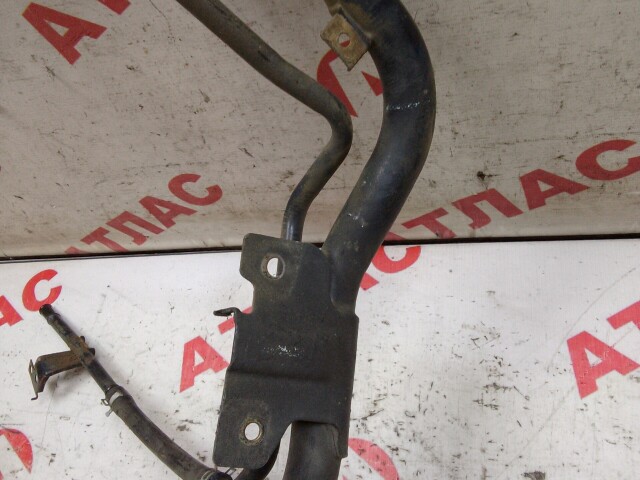 Горловина бензобака NISSAN X-Trail 