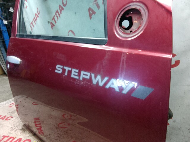 Дверь RENAULT Sandero Stepway 