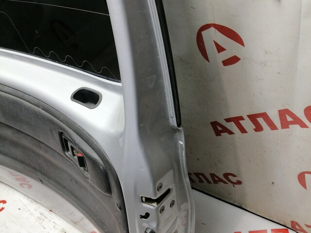 Дверь багажника TOYOTA FunCargo 