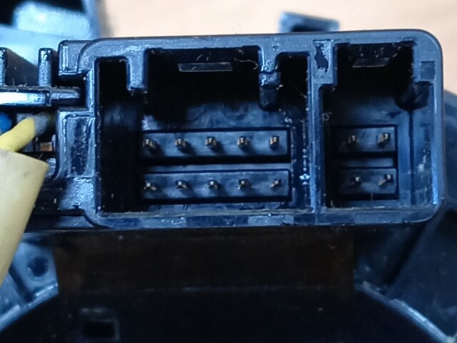 Шлейф подрулевой TOYOTA Avensis 