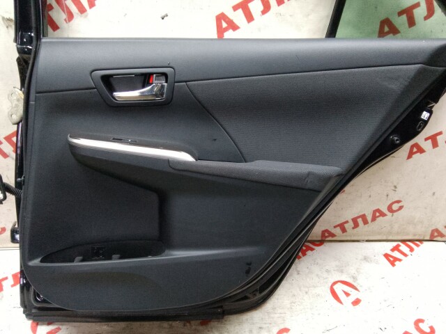 Дверь TOYOTA Camry 