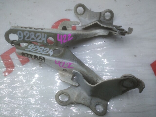 Кронштейны капота TOYOTA Avensis 