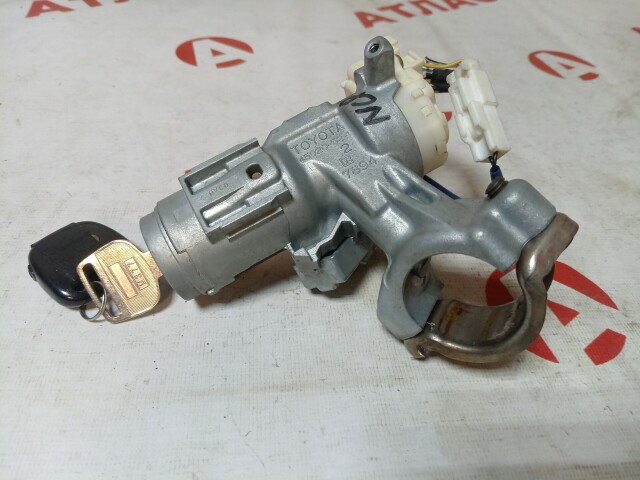 Замок зажигания TOYOTA Platz 