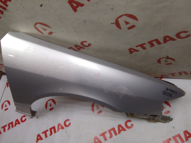 Крыло NISSAN Wingroad 