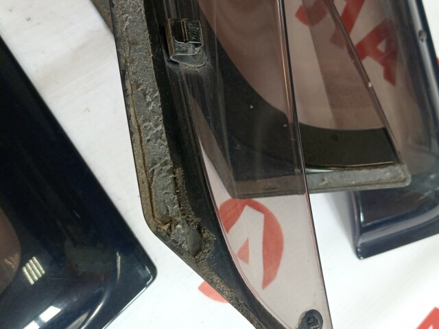 Ветровик SUZUKI Escudo 