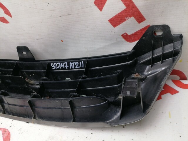 Решетка радиатора TOYOTA Caldina 