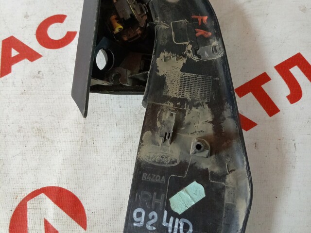 Уголок двери FORD Focus II 