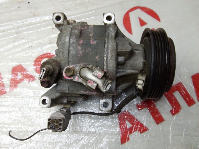 Компрессор кондиционера TOYOTA Corolla 1NZ-FE