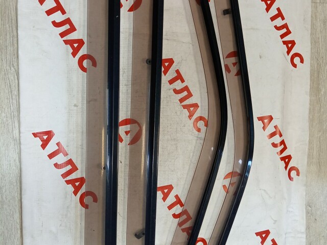 Ветровик TOYOTA Probox 