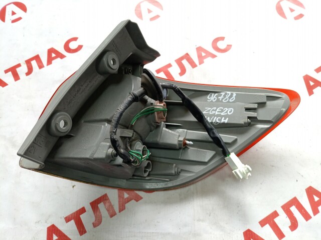 Стоп TOYOTA Wish 