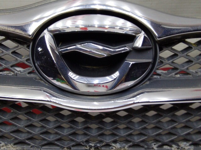 Решетка радиатора TOYOTA Corolla Fielder 