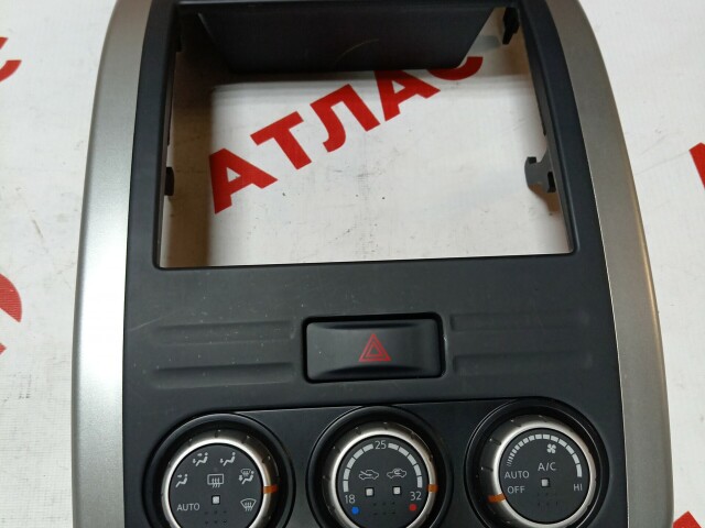 Блок управления печкой и кондиционером NISSAN X-Trail 