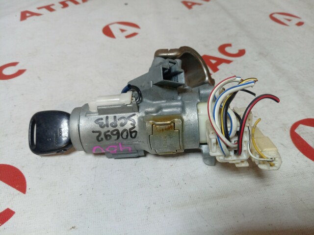 Замок зажигания TOYOTA Vitz 