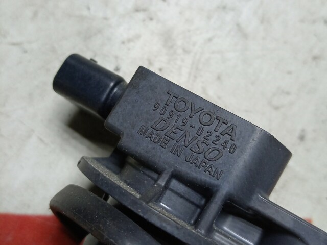 Катушка зажигания TOYOTA FunCargo 1NZ-FE