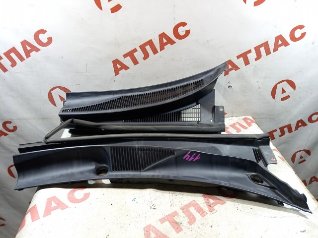 Жабо TOYOTA FunCargo 