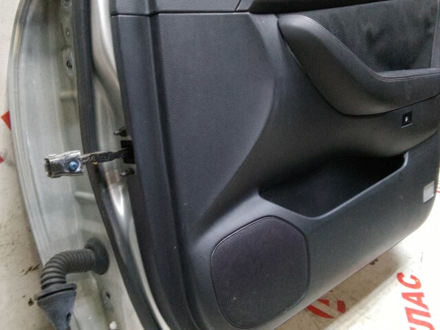 Дверь TOYOTA Avensis 