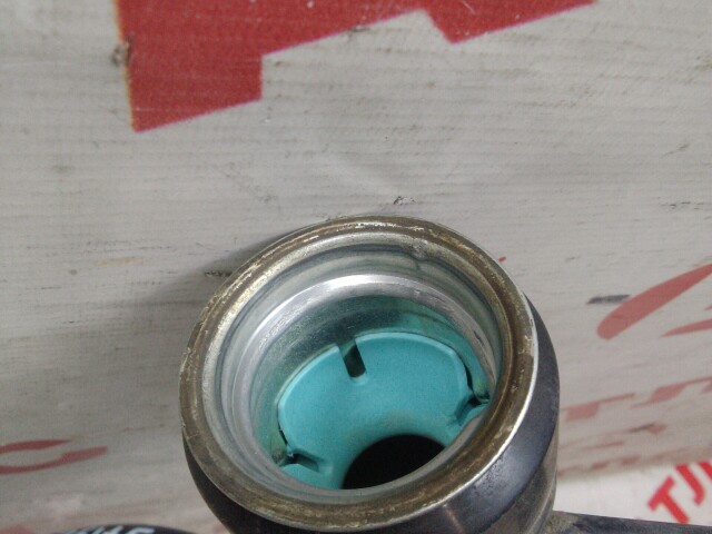 Горловина бензобака TOYOTA Succeed 