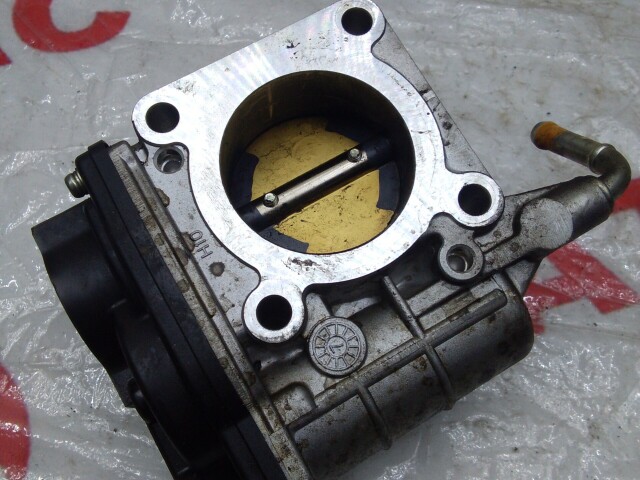 Дроссельная заслонка RENAULT Duster H4M