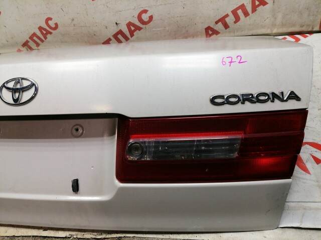 Крышка багажника TOYOTA Corona Premio 