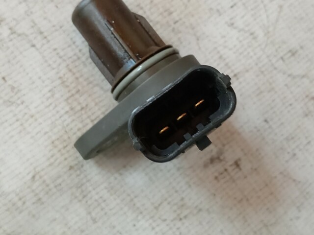 Датчик распредвала HYUNDAI Solaris G4LC