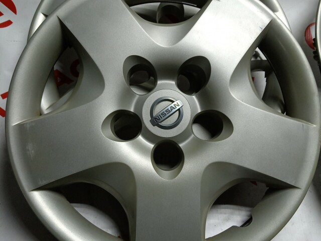 Колпак на колесо NISSAN - 