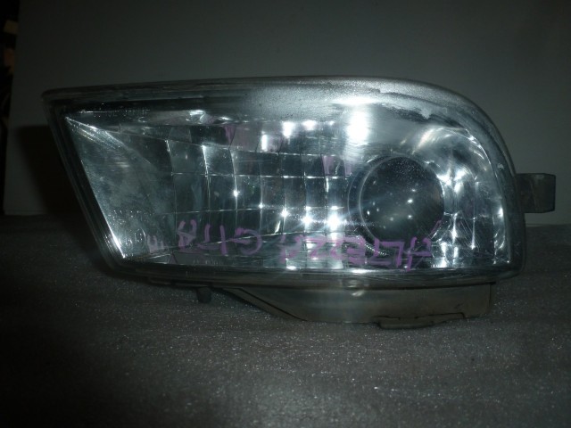 Туманка TOYOTA Altezza 