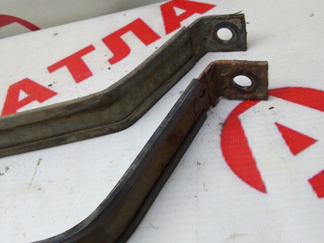 Крепление бензобака TOYOTA Corolla 