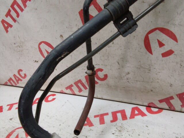 Горловина бензобака TOYOTA Corolla Axio 