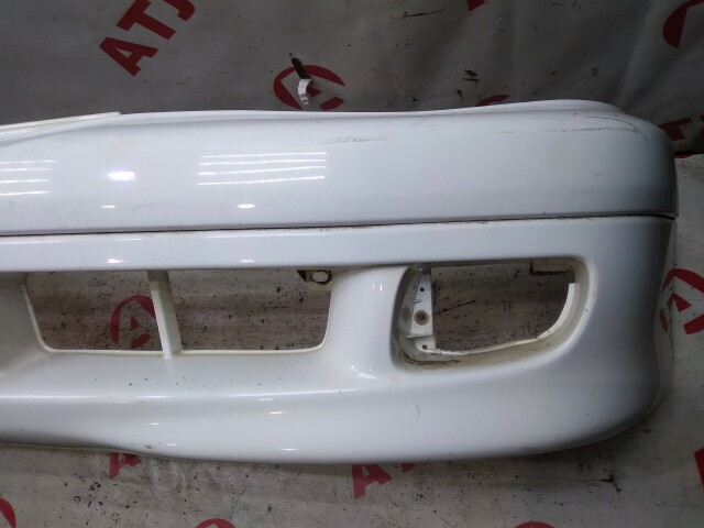 Бампер передний TOYOTA Caldina 