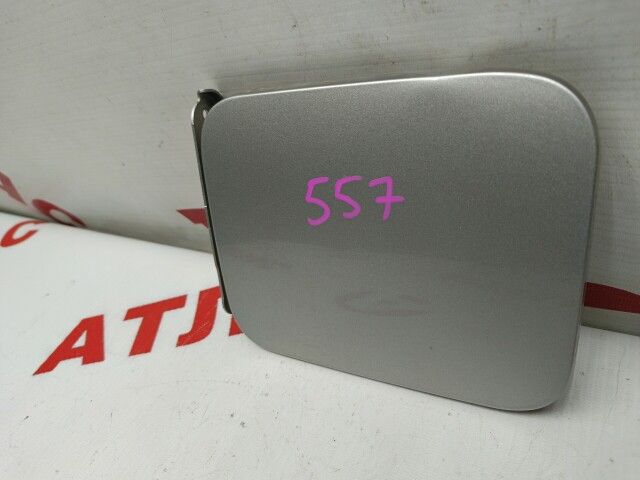 Лючок бензобака NISSAN Sunny 